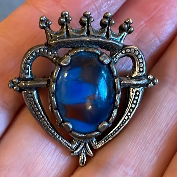 Vintage Jewelry - VINTAGE MIRACLE CORONET HEART BROOCH BRAVEHEART SCOTTISH FOLKLORE DARK SKYE VGC